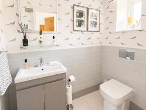 WC- click for photo gallery